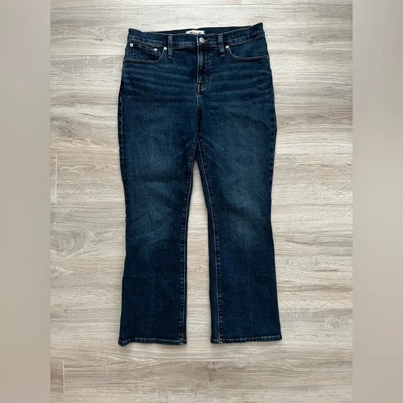 Madewell Women’s Kick Out Crop Jeans Arlen Wash Stretch - Size 29 - Picture 2 of 9
